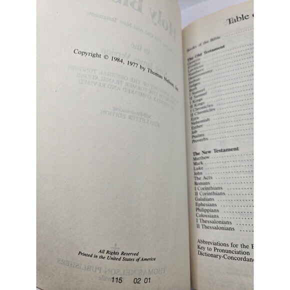 Holy Bible NKJV  Nelson White Bonded Leather Edition 1984 - Picture 9 of 10